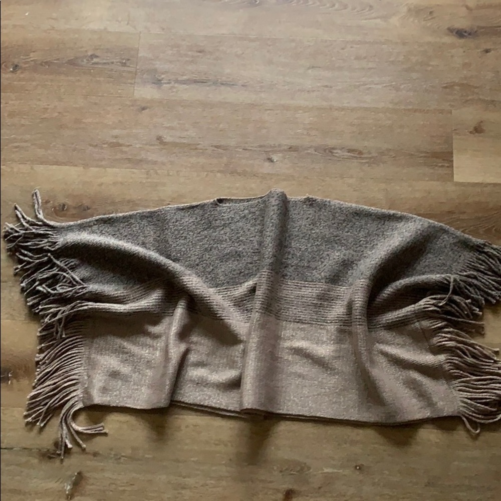 Francesca’s Poncho/Scarf